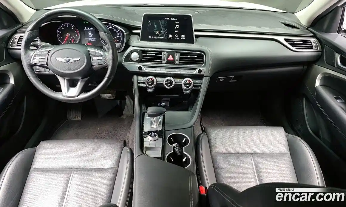 Genesis G70 2019 2.0 Автомат в Москве № 289263, фото 17