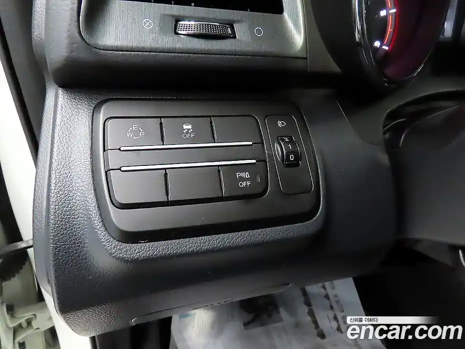 SsangYong TIBOLI 2018 1.6 Автомат в Москве № 28992, фото 13