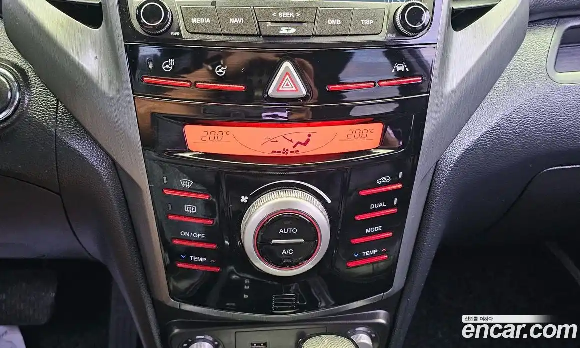 SsangYong TIBOLI 2018 1.6 Автомат в Москве № 291416, фото 11