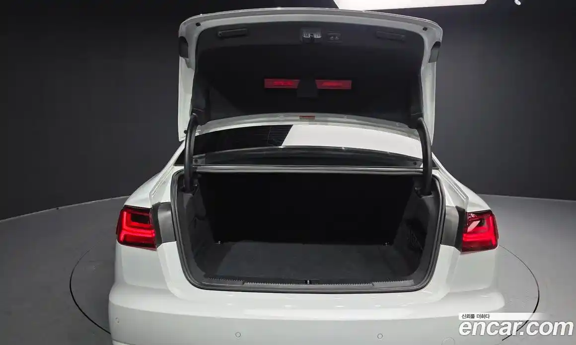 Audi A6 2016 2.0 Автомат в Москве № 293360, фото 17