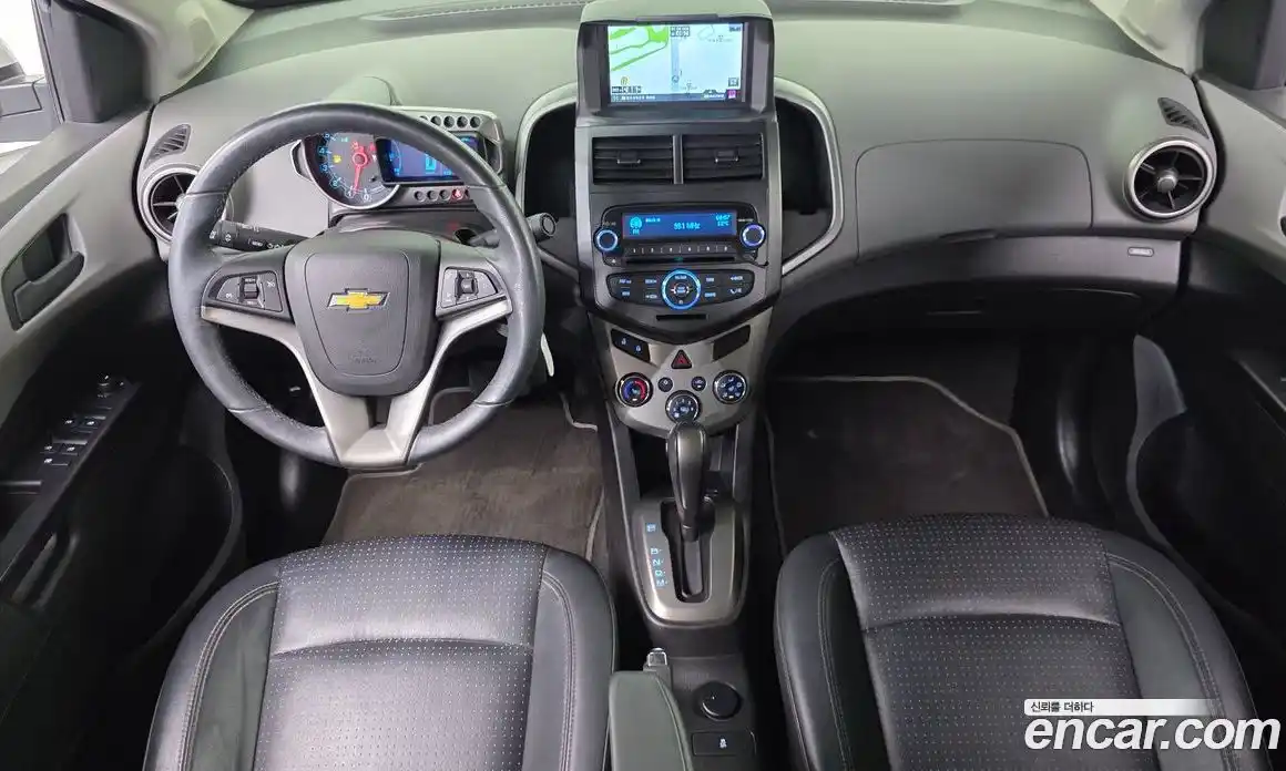 Chevrolet Aveo 2015 1.4 Автомат в Москве № 296952, фото 14