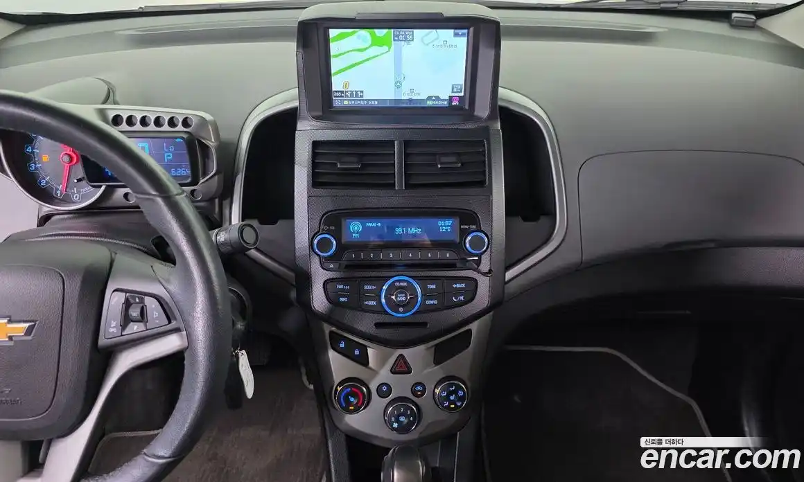 Chevrolet Aveo 2015 1.4 Автомат в Москве № 296952, фото 19