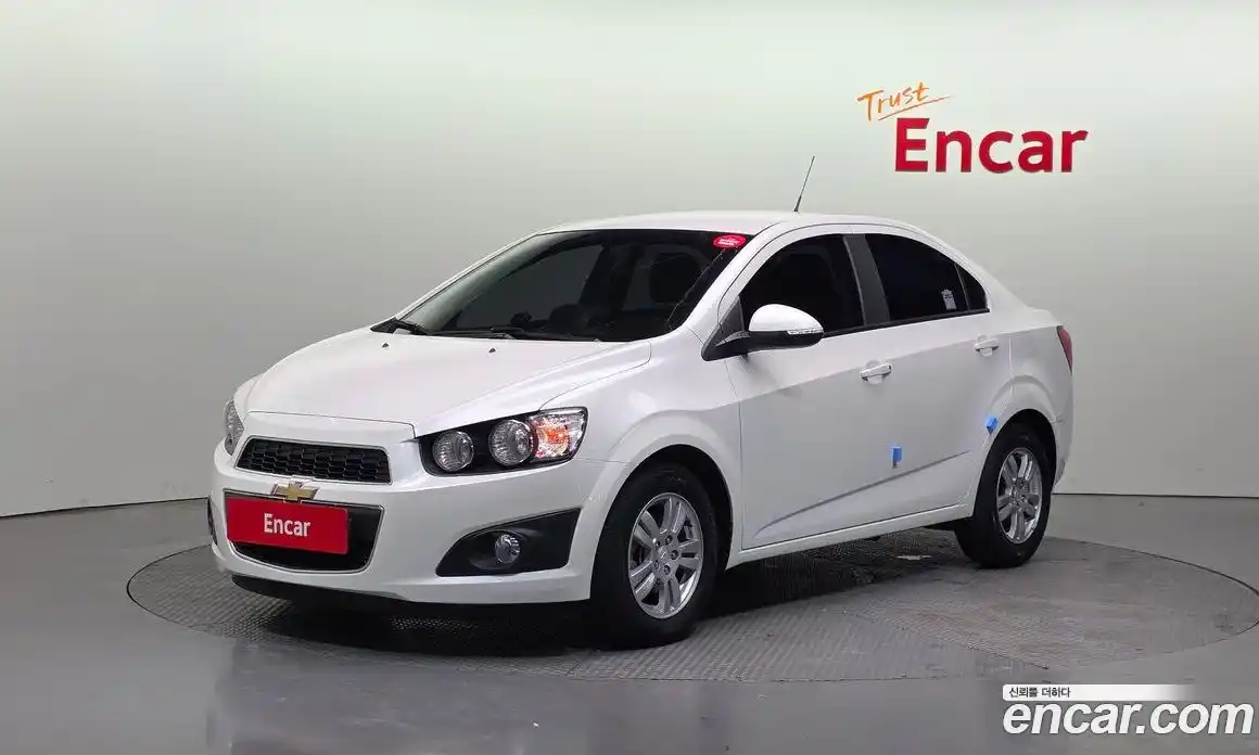 Chevrolet Aveo 2015 1.4 Автомат в Москве № 296952, фото 20