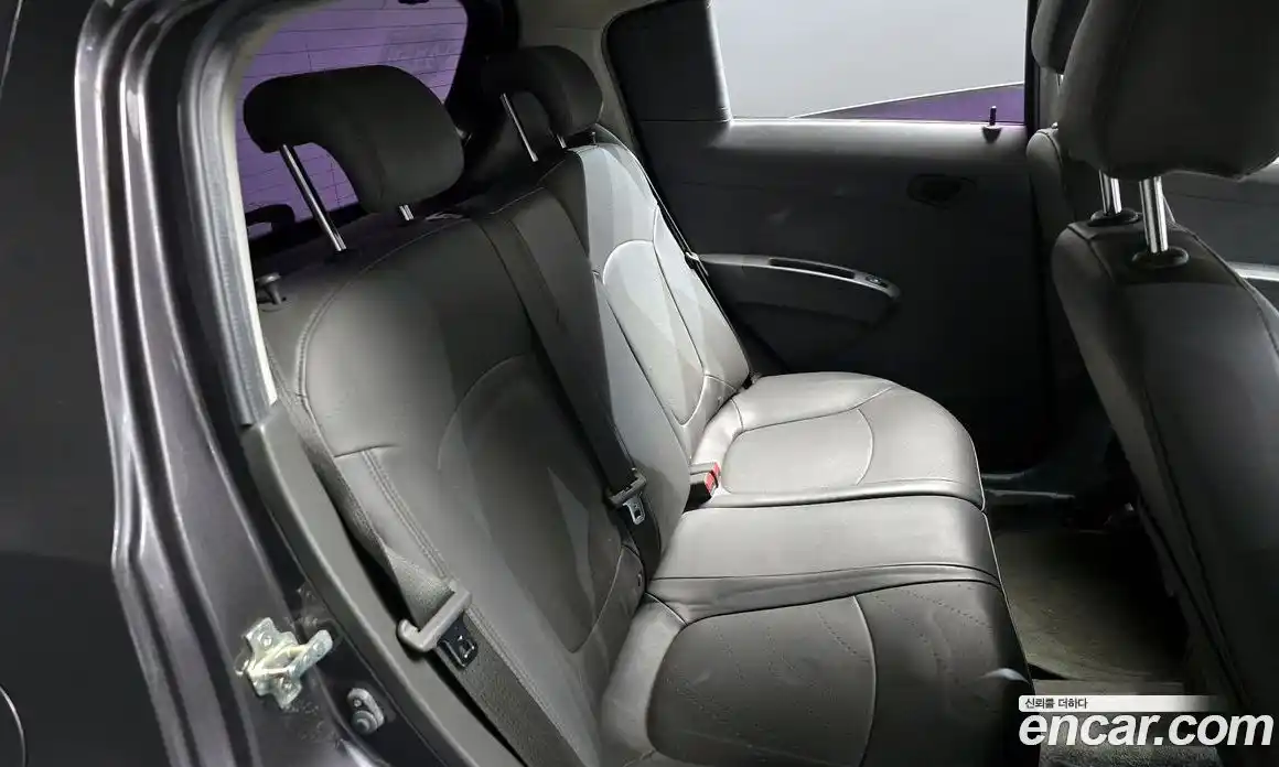 Chevrolet Spark 2014 1.0 Автомат в Москве № 297394, фото 8