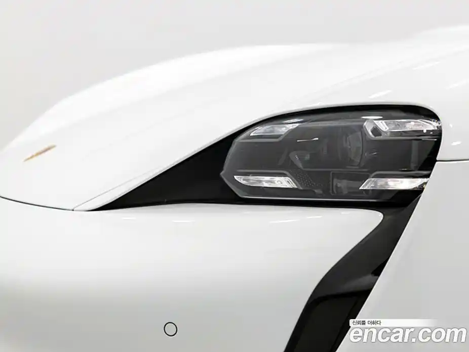 Porsche Taycan 2024 0.1 Автомат в Москве № 297598, фото 11