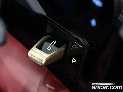 Porsche Taycan 2024 0.1 Автомат в Москве № 297598, миниатюра 9