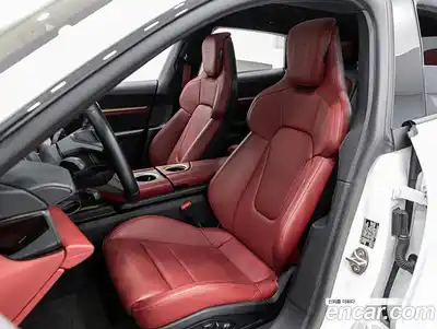 Porsche Taycan 2024 0.1 Автомат в Москве № 297598, миниатюра 10