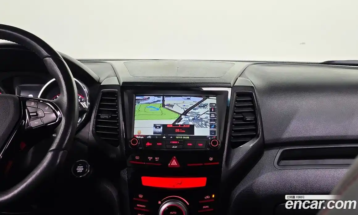 SsangYong TIBOLI 2016 1.6 Автомат в Москве № 29764, фото 9