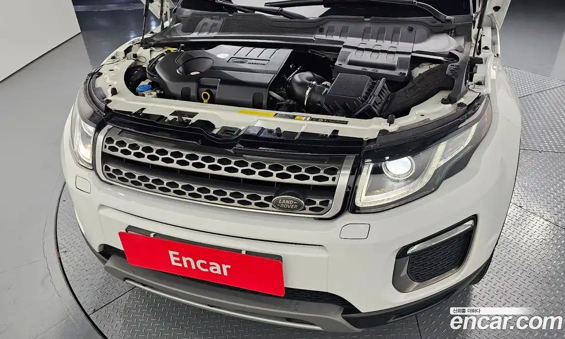 Land Rover Range-Rover Evoque 2017 2.0 Автомат в Москве № 298342, фото 13