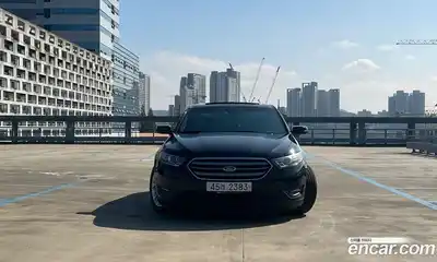 Ford Taurus 2015 2.0 Автомат в Москве № 304738, миниатюра 2