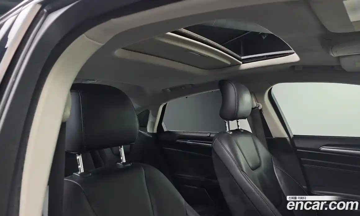 Ford Mondeo 2015 2.0 Автомат в Москве № 304916, фото 20