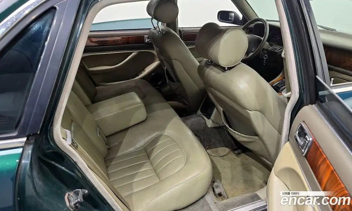 Jaguar XJ-6 1996 3.2 Автомат в Москве № 305141, фото 13