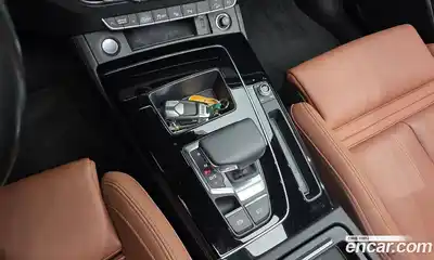 Audi Q5 2022 2.0 Автомат в Москве № 311806, миниатюра 12