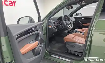 Audi Q5 2022 2.0 Автомат в Москве № 311806, миниатюра 8