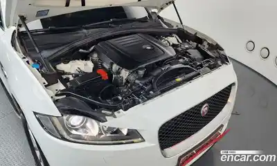 Jaguar F-Pace 2018 2.0 Автомат в Москве № 320228, миниатюра 6