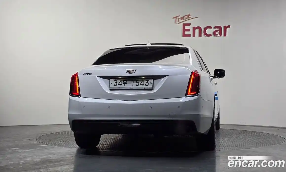 Cadillac CT6 2018 2.0 Автомат в Москве № 321028, фото 8