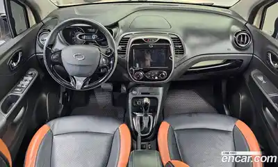 Renault QM3 2016 1.5 Автомат в Москве № 329316, миниатюра 2
