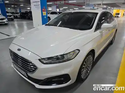 Ford Mondeo 2019 2.0 Автомат в Москве № 335381, миниатюра 2