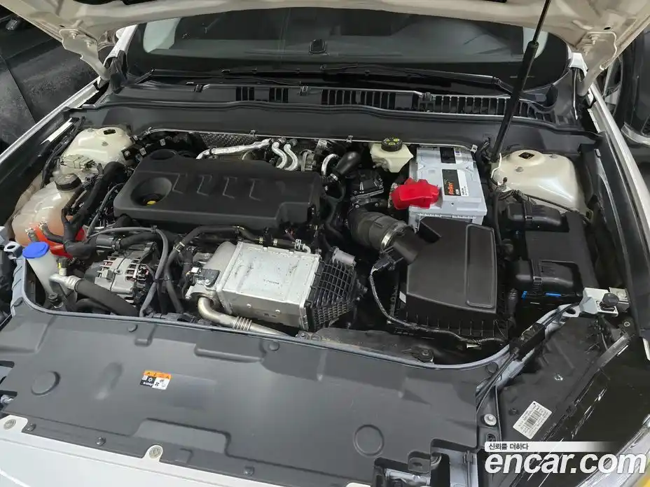 Ford Mondeo 2019 2.0 Автомат в Москве № 335381, фото 6