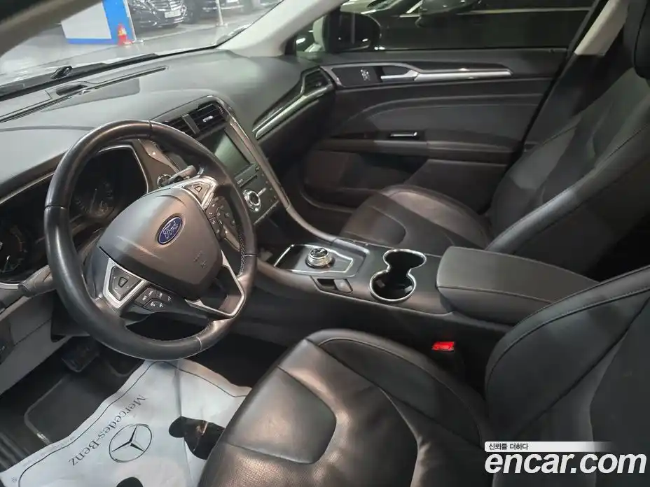 Ford Mondeo 2019 2.0 Автомат в Москве № 335381, фото 7