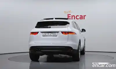 Jaguar F-Pace, 2019