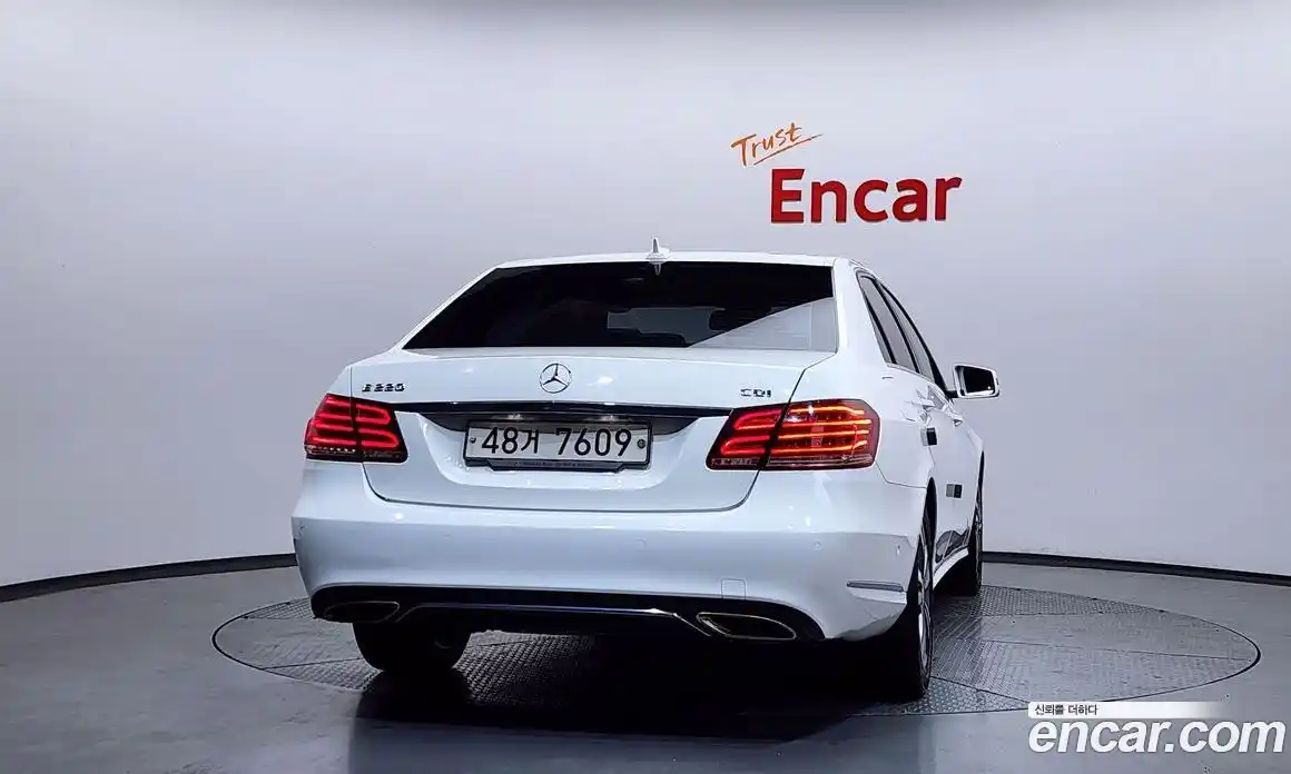 Mercedes-Benz E-Class 2014 2.1 Автомат в Москве № 342878, фото 15