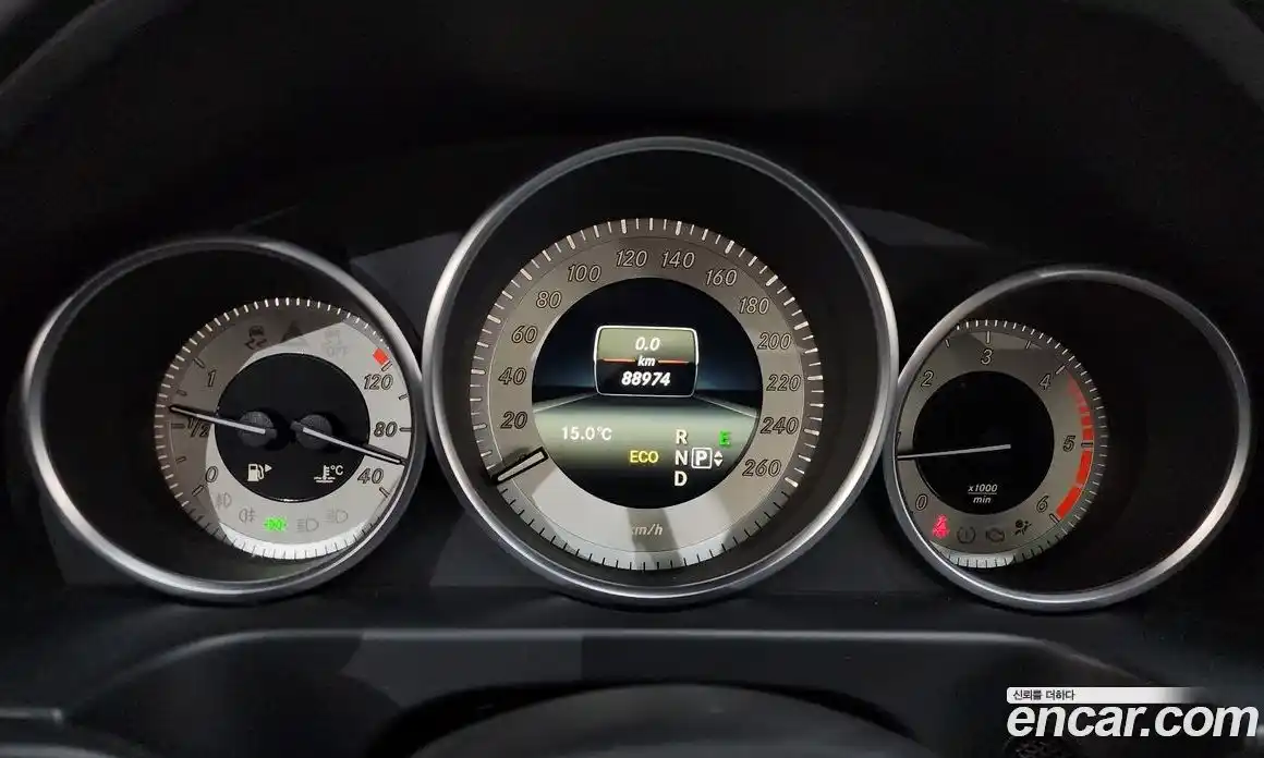 Mercedes-Benz E-Class 2014 2.1 Автомат в Москве № 342878, фото 9