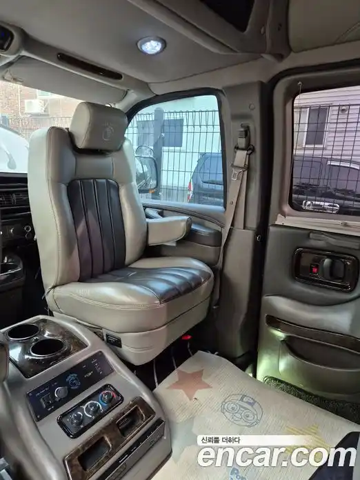 Chevrolet Express Van 2014 5.3 Автомат в Москве № 346756, фото 15