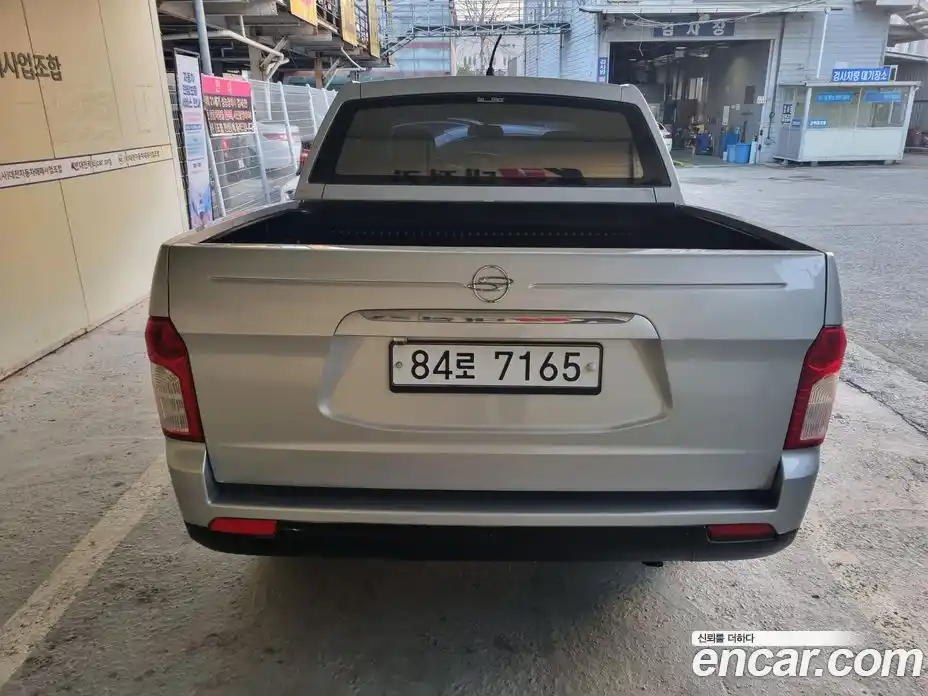 SsangYong Korando 2012 2.0 Механическая в Москве № 34727, фото 5