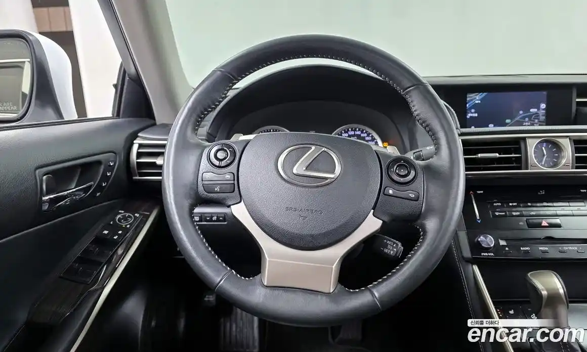 Lexus IS 2014 2.5 Автомат в Москве № 356342, фото 13