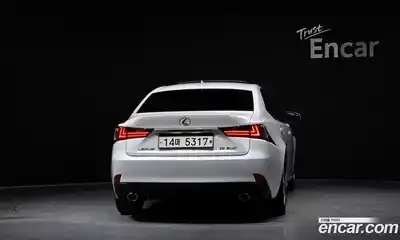 Lexus IS 2014 2.5 Автомат в Москве № 356342, миниатюра 4