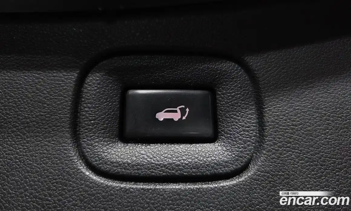 Renault QM6 2017 2.0 Автомат в Москве № 358630, фото 20