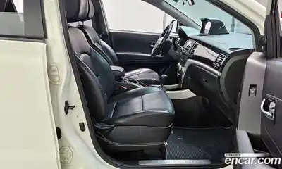 SsangYong Korando 2013 2.0 Автомат в Москве № 36059, миниатюра 2