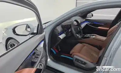 BMW 5-Series 2024 2.0 Автомат в Москве № 361918, миниатюра 11