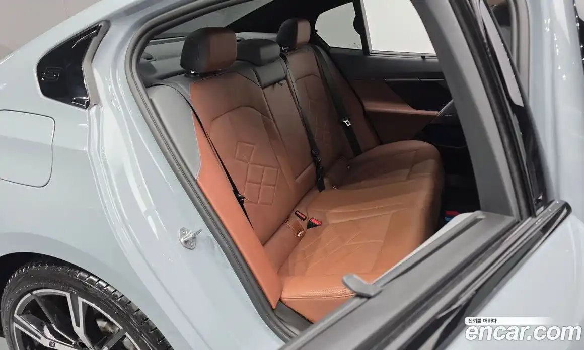 BMW 5-Series 2024 2.0 Автомат в Москве № 361918, фото 12