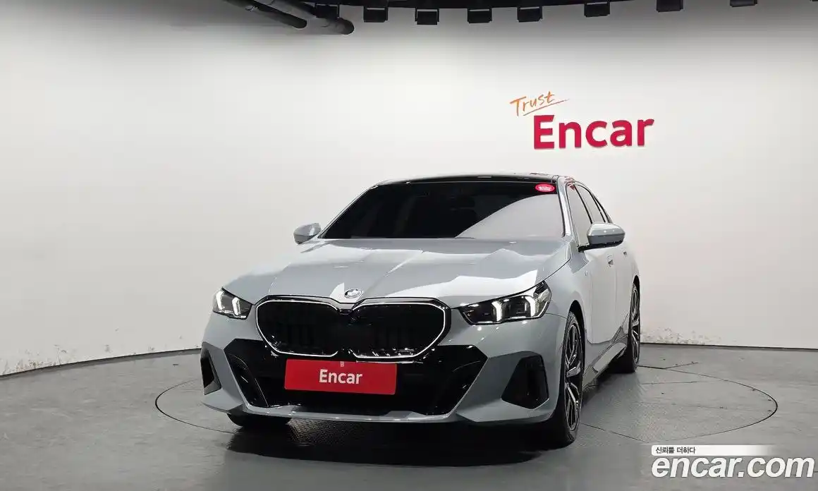 BMW 5-Series 2024 2.0 Автомат в Москве № 361918, фото 3