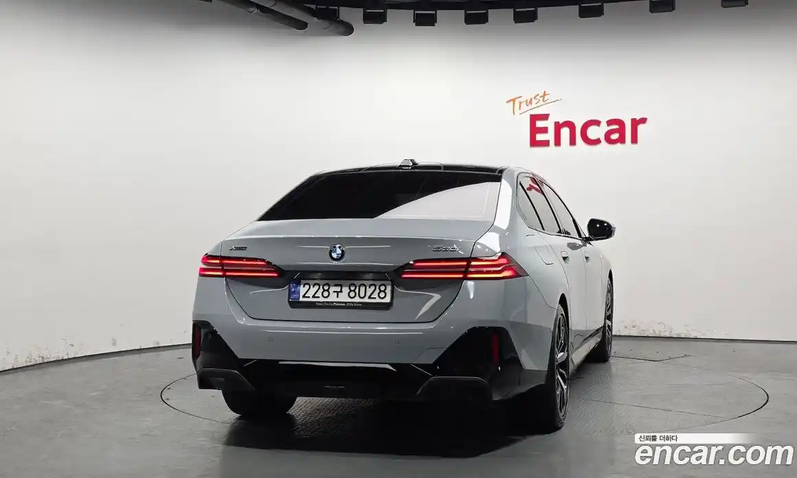 BMW 5-Series 2024 2.0 Автомат в Москве № 361918, фото 4