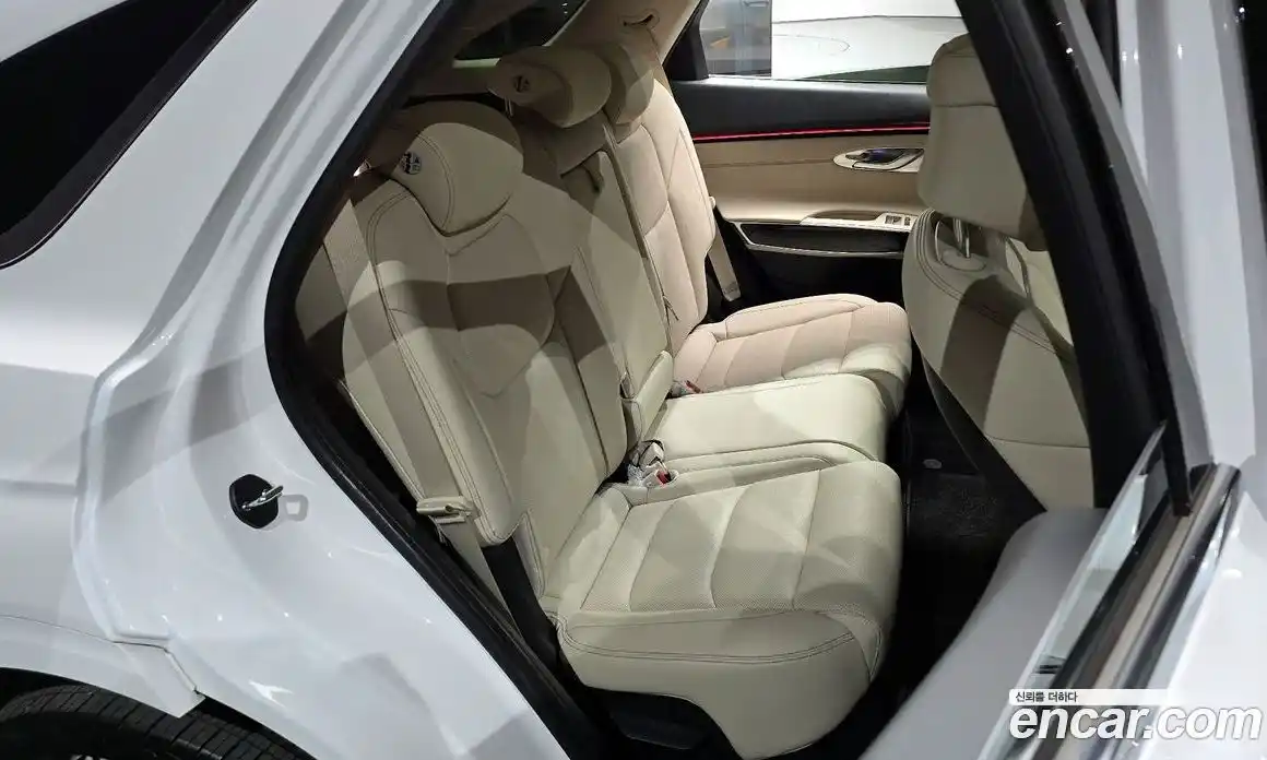 Genesis GV70 2025 2.5 Автомат в Москве № 364158, фото 12