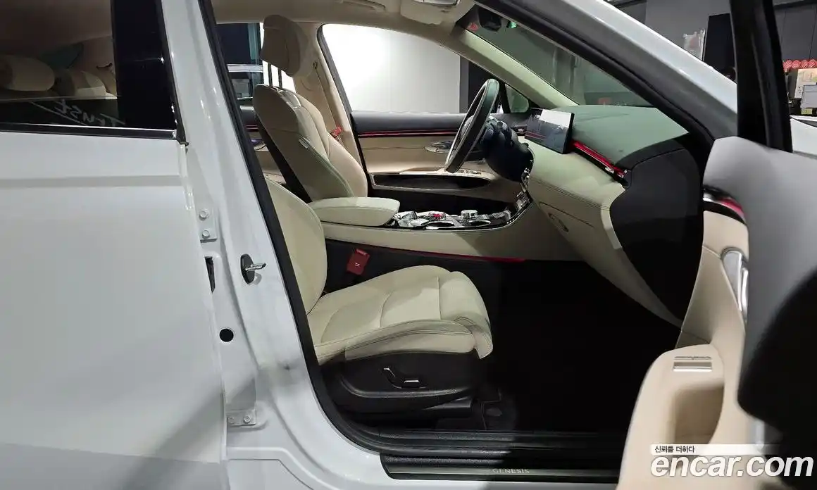 Genesis GV70 2025 2.5 Автомат в Москве № 364158, фото 10