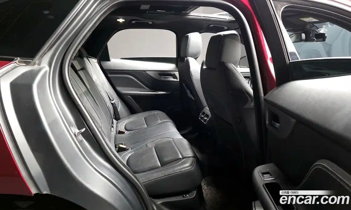 Jaguar F-Pace 2017 3.0 Автомат в Москве № 364503, фото 12