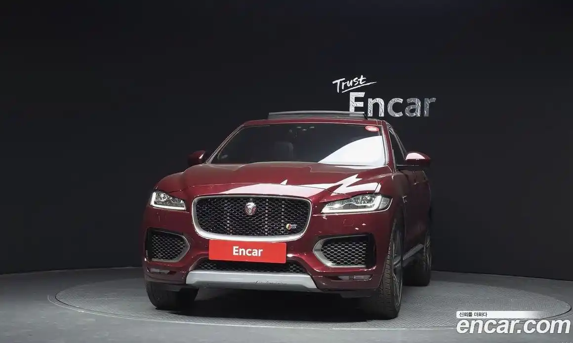 Jaguar F-Pace 2017 3.0 Автомат в Москве № 364503, фото 3