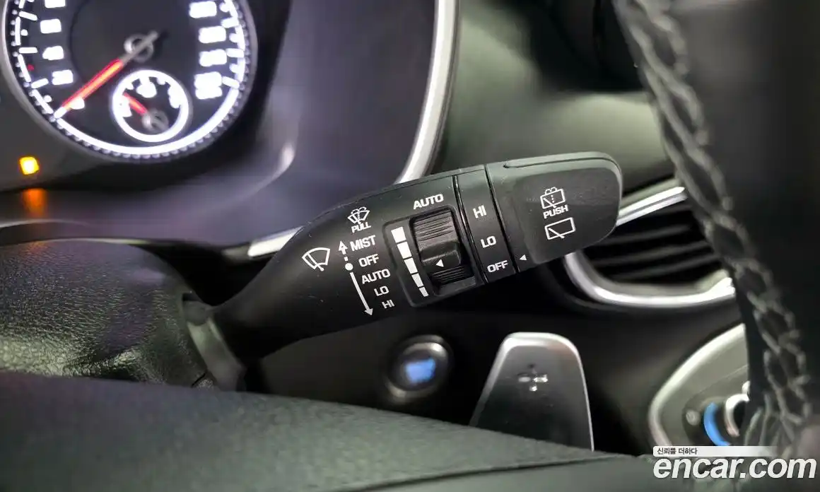 Hyundai Santa Fe 2023 2.2 Автомат в Москве № 3665, фото 14