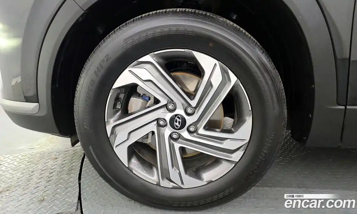 Hyundai Santa Fe 2023 2.2 Автомат в Москве № 3665, фото 6