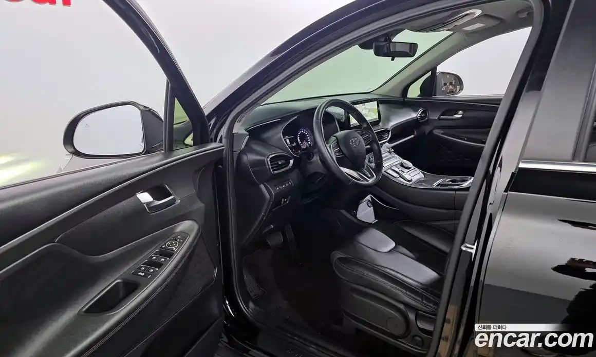 Hyundai Santa Fe 2023 2.2 Автомат в Москве № 3665, фото 8