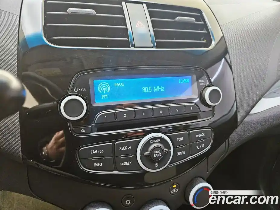 Chevrolet Spark 2013 1.0 Автомат в Москве № 36935, фото 12