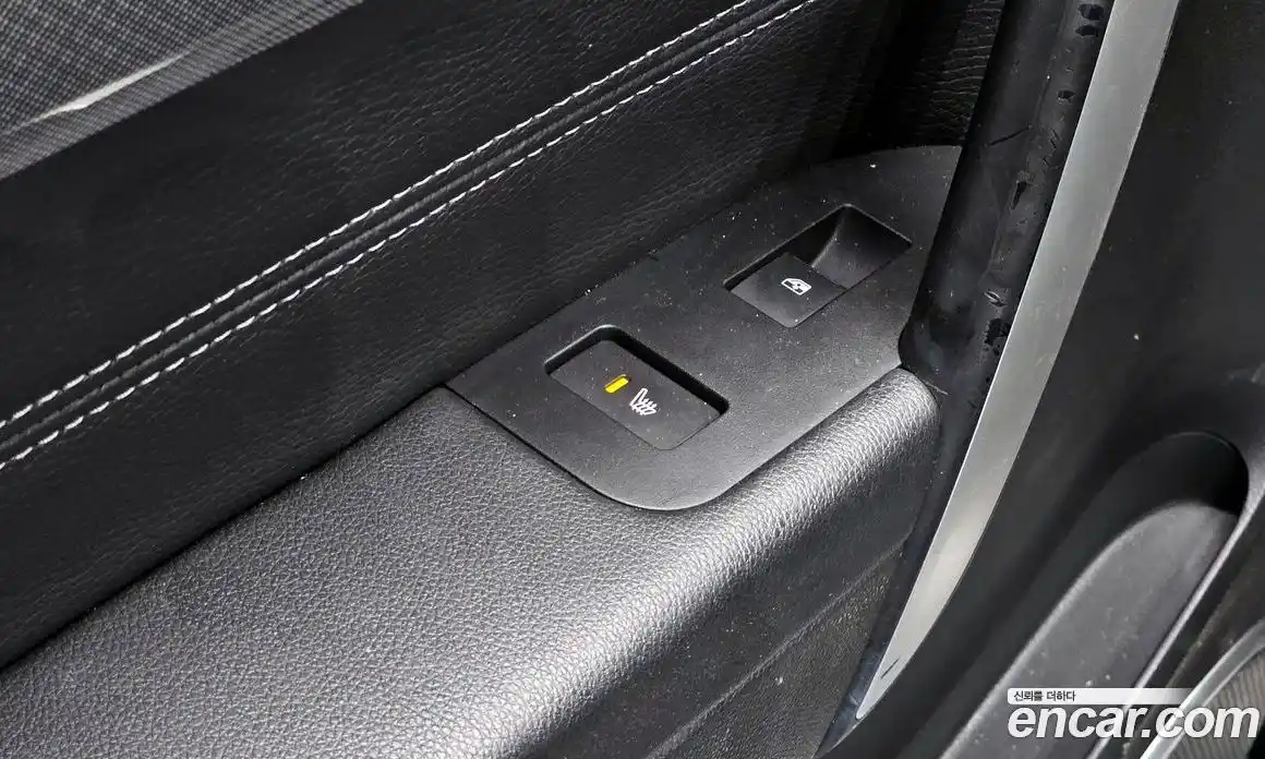 Chevrolet Captiva 2016 2.0 Автомат в Москве № 37100, фото 7