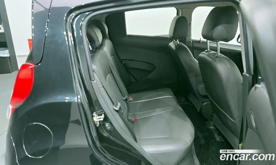 Chevrolet Spark 2014 1.0 Автомат в Москве № 37922, фото 6