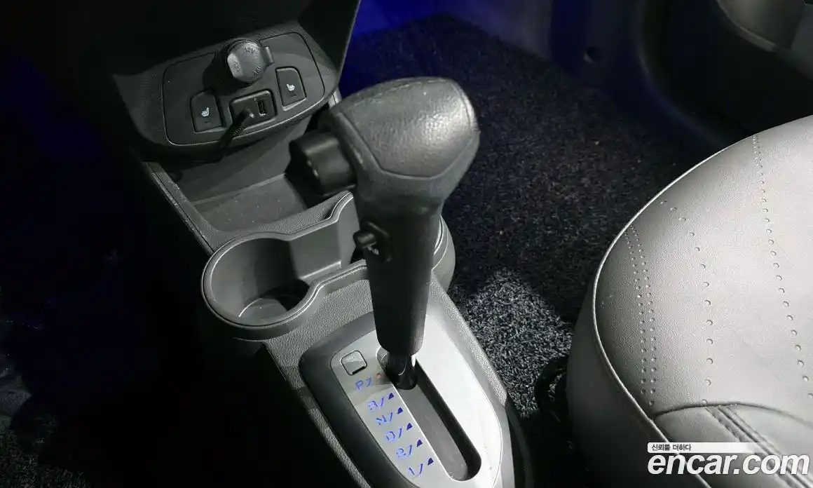 Chevrolet Spark 2014 1.0 Автомат в Москве № 37922, фото 7