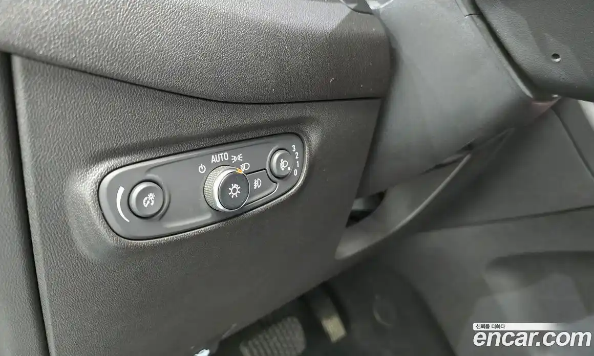 Chevrolet Equinox 2020 1.6 Автомат в Москве № 38074, фото 5