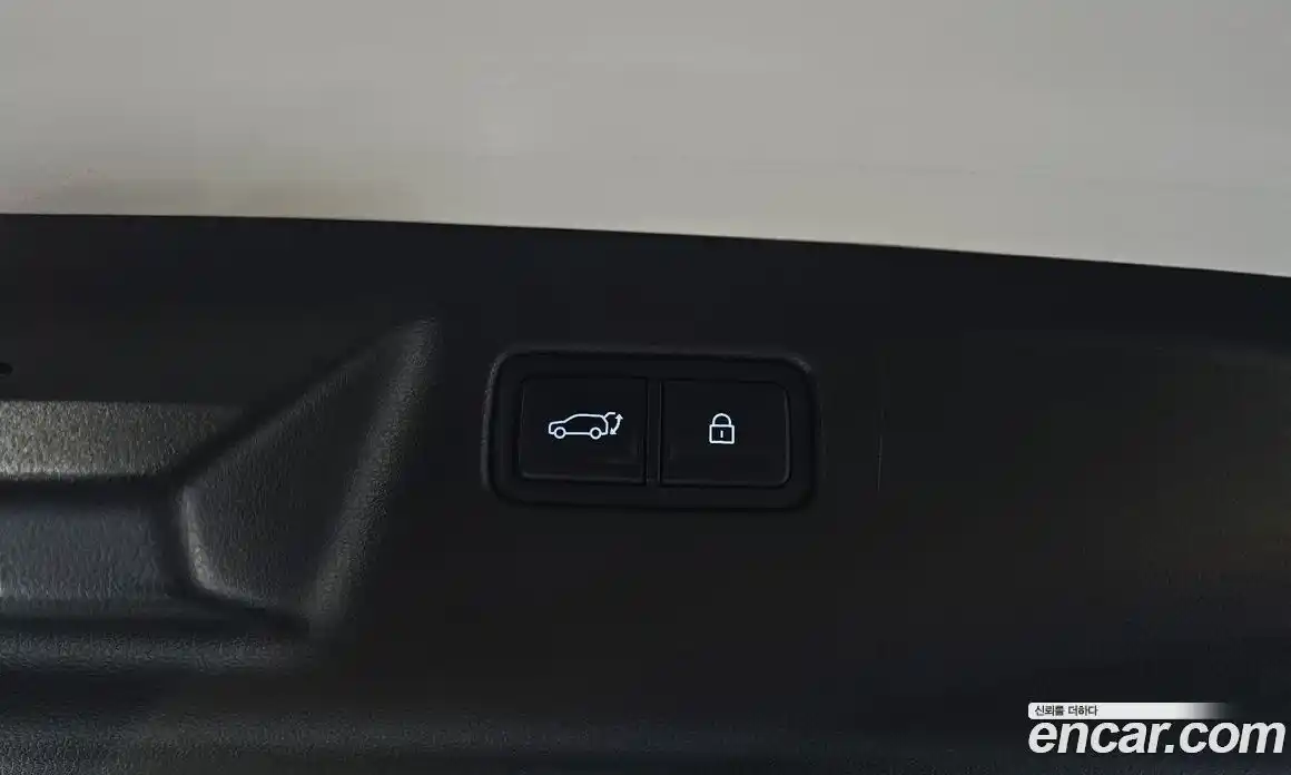 Hyundai Santa Fe 2024 1.6 Автомат в Москве № 382723, фото 20